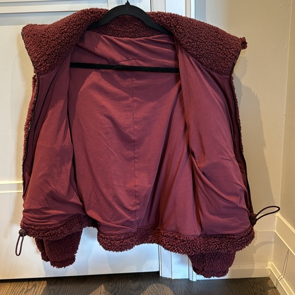 Lululemon Burgundy Boucle Lined Bomber - Picture 6 of 7